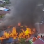 Kebakaran di Jalan Sepinggan Baru RT 28, Sepinggan, Balikpapan Selatan (instagram.com/info_balikpapan)