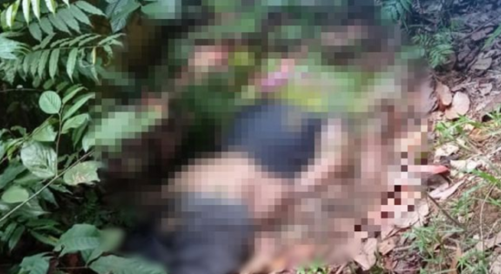 Sosok mayat berjenis kelamin perempuan ditemukan di kawasan Bumi Perkemahan Mangurai Berau (kolase)
