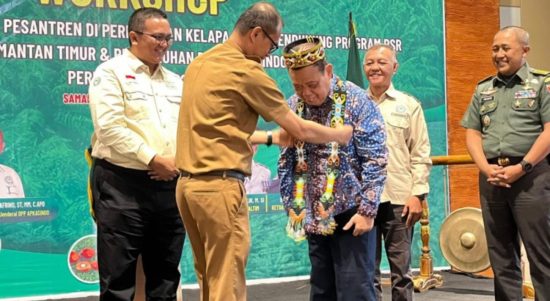 Workshop Pemberdayaan Usaha Kecil Menengah Koperasi Pondok Pesantren dan Pengukuhan Pengurus Dewan Pimpinan Wilayah Apkasindo Kaltim (dok: Disbunkaltim)