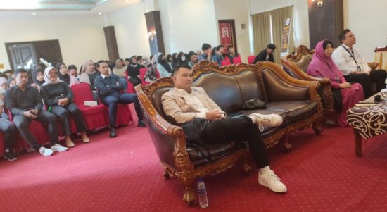 Dinas Pemuda dan Olahraga Kalimantan Timur menggelar Seminar Character Building di Hotel Mega Lestari Balikpapan (dok: Rasman)