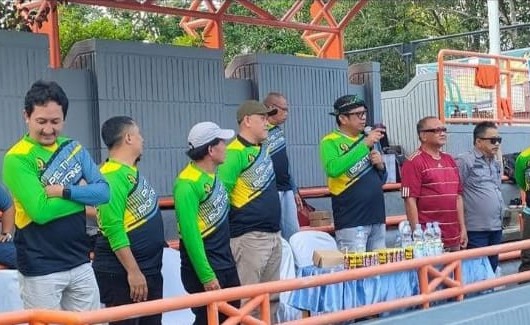 Kepala Bidang Pembudayaan Olahraga Dispora Kaltim Bagus Surya Saputra Sugiarta hadiri Kejuaraan Tenis Wali Kota Cup 2023 di Lapangan Tenis Bukit Sintuk, Bontang (dok: ist)