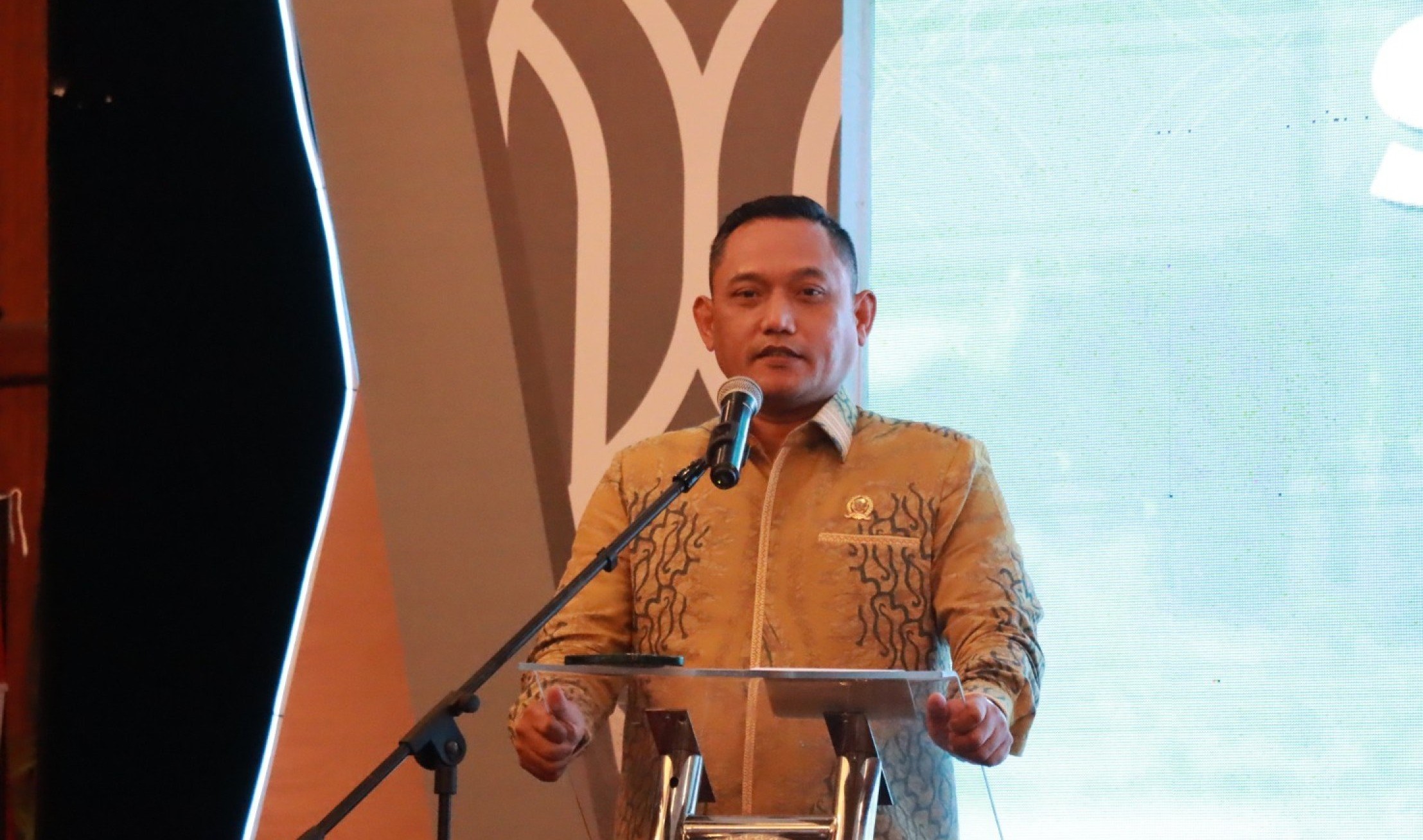 Wakil Ketua II DPRD Kalimantan Timur Seno Aji