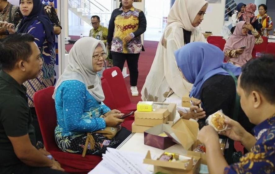 Pameran Produk Unggulan Berstandar Nasional Indonesia dan Bisnis Matching