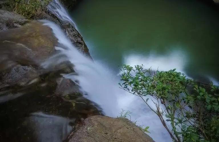 Air Terjun Doyam Gerigu, di Kabupaten PPU, Kalimantan Timur. (ig/petualang_senja)