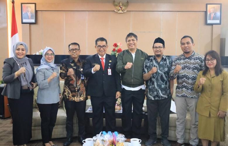 Audiensi Komisi Informasi Kalimantan Timur di Rumah Jabatan Gubernur Kaltim (dok: Fathur Rachman)