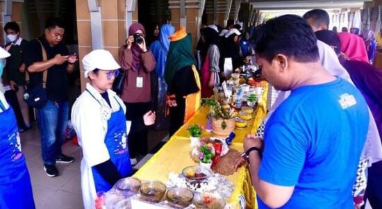 Disbudpar Gelar Lomba Kuliner Khas Berau, di Halaman Kantor Bupati Berau, Sabtu (18/11). (ig/pemkabberau)