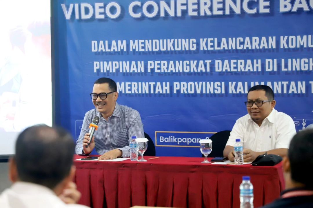 Kepala Dinas Komunikasi dan Informatika Provinsi Kalimantan Timur Muhammad Faisal saat membuka pelatihan Video Conference (dok: @faisal_samarinda)