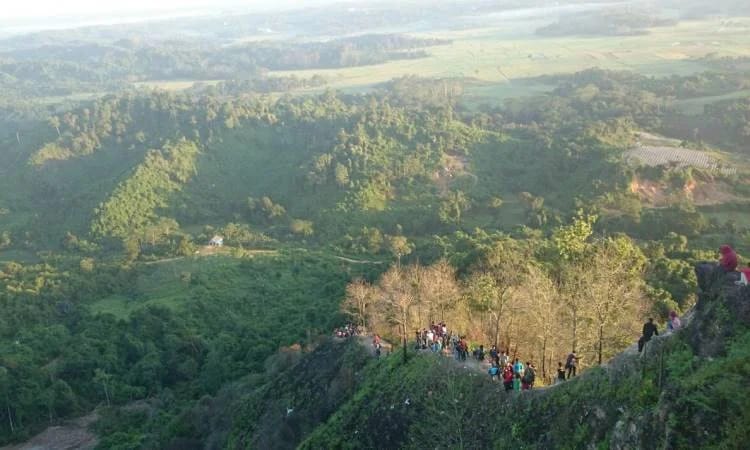 Destinasi wisata Bukit Biru di Kukar (tiajulianti)