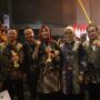 Sekda Kalimantan Timur Sri Wahyuni bersama para penerima penghargaan (dok: Diskominfokaltim)
