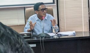 Anggota Komisi II DPRD Kota Bontang Bakhtiar Wakkang