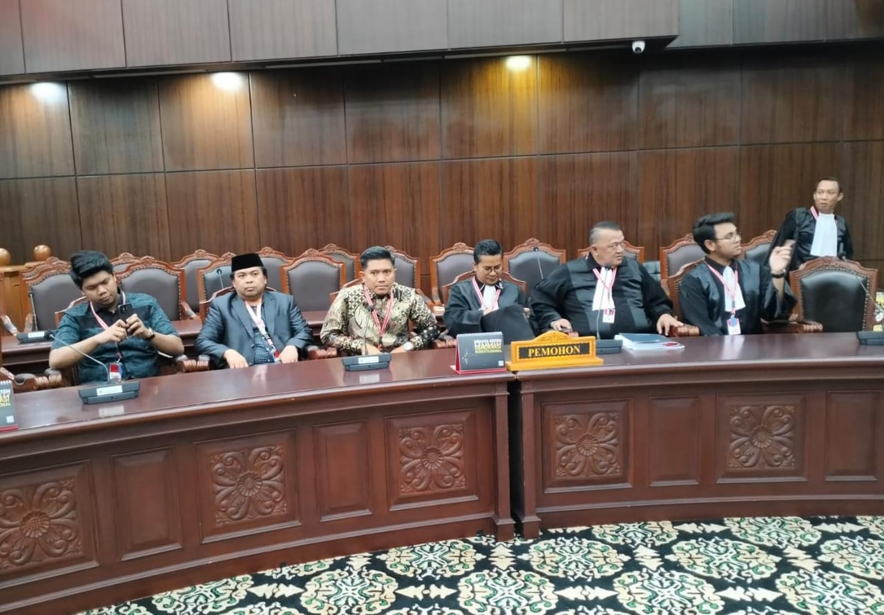 Dprd dan Pemkot Bontang terus berjuang sidang tapal batas bontang- kutim di Mahkamah Konstitusi