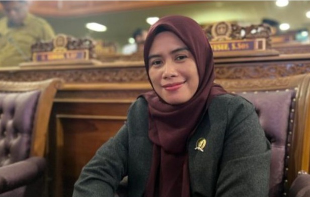 legislator Kutim, Uci (dok:tekape)