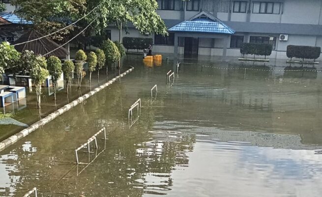 Genangan air di Universitas Mulawarman (dok: FKIP Unmul)