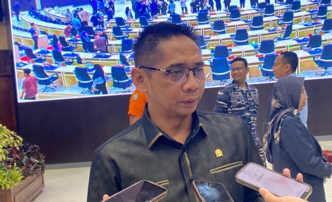 Anggota Komisi II DPRD Kalimantan Timur, Firnadi Ikhsan.(TEKAPEKALTIM/Raf)