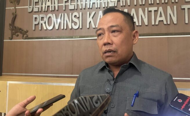 Anggota DPRD Kaltim Sarkowi V Zahry.(TEKAPEKALTIM/Raf).