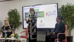 Wakil Mentri Pendidikan Tinggi, Sains dan Teknologi, Stella Christie, hadir langsung di SMAN 10 Samarinda pada Rabu (18/6/2025)