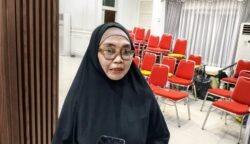 Wali Kota Bontang, Neni Moerniaeni, mengajak masyarakat untuk meningkatkan kepedulian terhadap lingkungan sekitar melalui program “Tengok Tetangga”. (dok: tekape)
