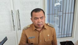 Wakil Wali Kota Bontang, Agus Haris, mengingatkan masyarakat agar tidak terpancing isu terkait keterbatasan stok bahan bakar minyak (BBM) nasional yang belakangan beredar.(dok: tekape)