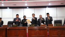 Pemerintah Kota Bontang menegaskan komitmennya dalam memperkuat pelayanan publik sepanjang 2025 dengan menitikberatkan pada sektor pendidikan, kesehatan, serta pemberdayaan usaha mikro, kecil, dan menengah (UMKM).(dok: tekape)