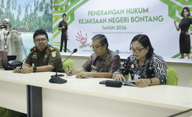 Upaya memperkuat pemahaman hukum dalam tata kelola pemerintahan terus digencarkan. Kejaksaan Negeri Bontang menggelar kegiatan penerangan hukum kepada jajaran Dinas Ketahanan Pangan, Perikanan dan Pertanian (DKP3), Kamis (23/4/2026).