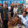 Duta Besar Australia untuk Indonesia, Rod Brazier, untuk Indonesia melakukan kunjungan kerja ke Kelurahan Telagasari, Kota Balikpapan, Kalimantan Timur, Jumat (24/4/2026) siang. (dok:Han)