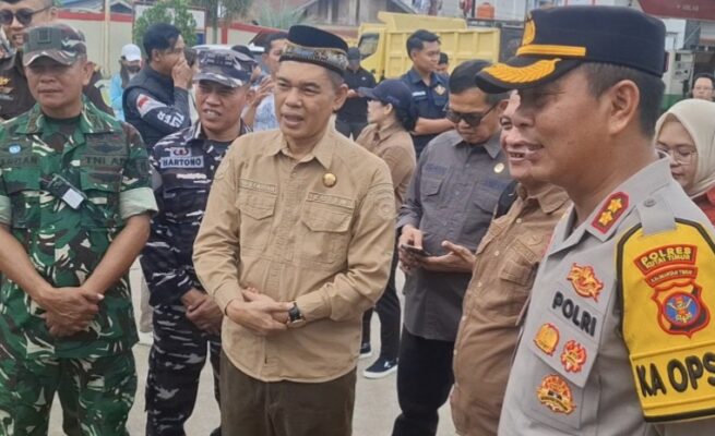Aktivitas di sejumlah SPBU di Kabupaten Kutai Timur dalam beberapa hari terakhir terlihat lebih padat dari biasanya. Antrean kendaraan mengular seiring meningkatnya kekhawatiran warga terhadap ketersediaan bahan bakar minyak (BBM). (dok: ist)
