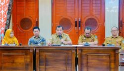Pemerintah Kota Bontang mulai mematangkan rencana pembukaan jalur pelayaran baru yang menghubungkan Bontang dengan Mamuju, Sulawesi Barat. Pembahasan itu dilakukan dalam rapat koordinasi bersama PT ASDP Cabang Balikpapan pada Senin, 13 April 2026.