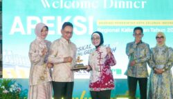 Wali Kota Bontang Neni Moerniaeni turut ambil bagian dalam Rapat Kerja Komisariat Wilayah (Komwil) V Asosiasi Pemerintah Kota Seluruh Indonesia Regional Kalimantan Tahun 2026 yang berlangsung pada 22–24 Mei 2026 di Pontianak.
