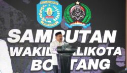 Wakil Wali Kota Bontang, Agus Haris menghadiri sekaligus memberikan apresiasi terhadap pelaksanaan Turnamen Domino Dandim Cup I Tahun 2026 yang berlangsung di Lamin Makodim 0908 Bontang, Sabtu (2/5/2026).