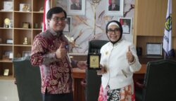 Pemerintah Kota Bontang menggelar audiensi bersama Badan Pengembangan Sumber Daya Manusia guna membahas rencana pelaksanaan program Digital Talent Academy (DTA) Tahun 2026. Pertemuan tersebut berlangsung di Kantor Wali Kota Bontang pada Rabu (29/04/2026).
