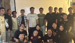 Winardi bersama Kreator Film Bontang (dok:tekape)